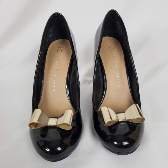 LC Patent Leather & Gold Metal Bow Heels - Picture 13 of 16